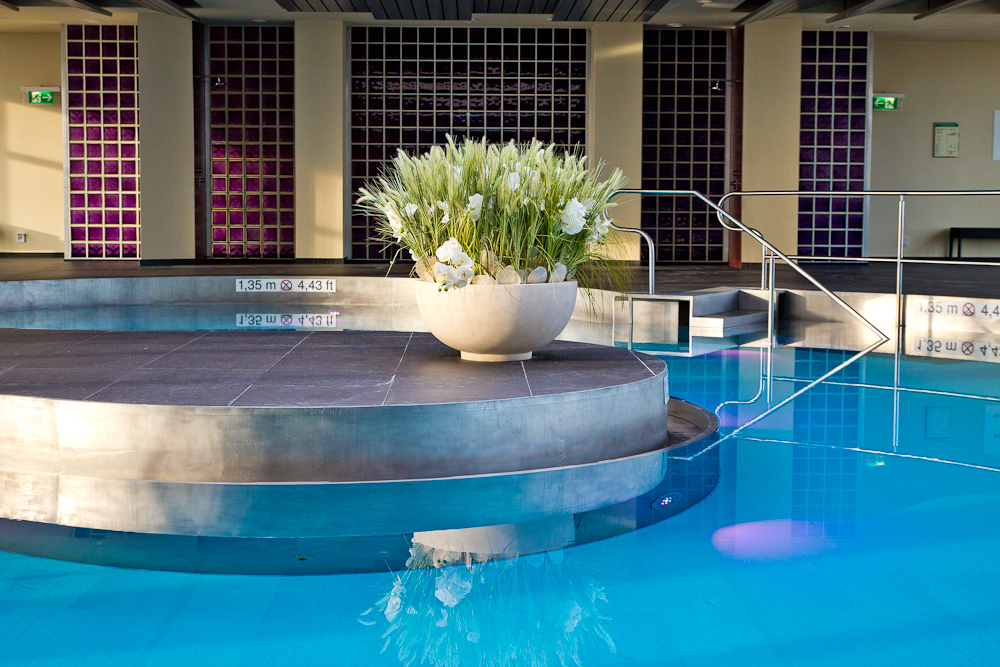 wellness_fitness_sheraton_muenchen_arabellapark_pool_01