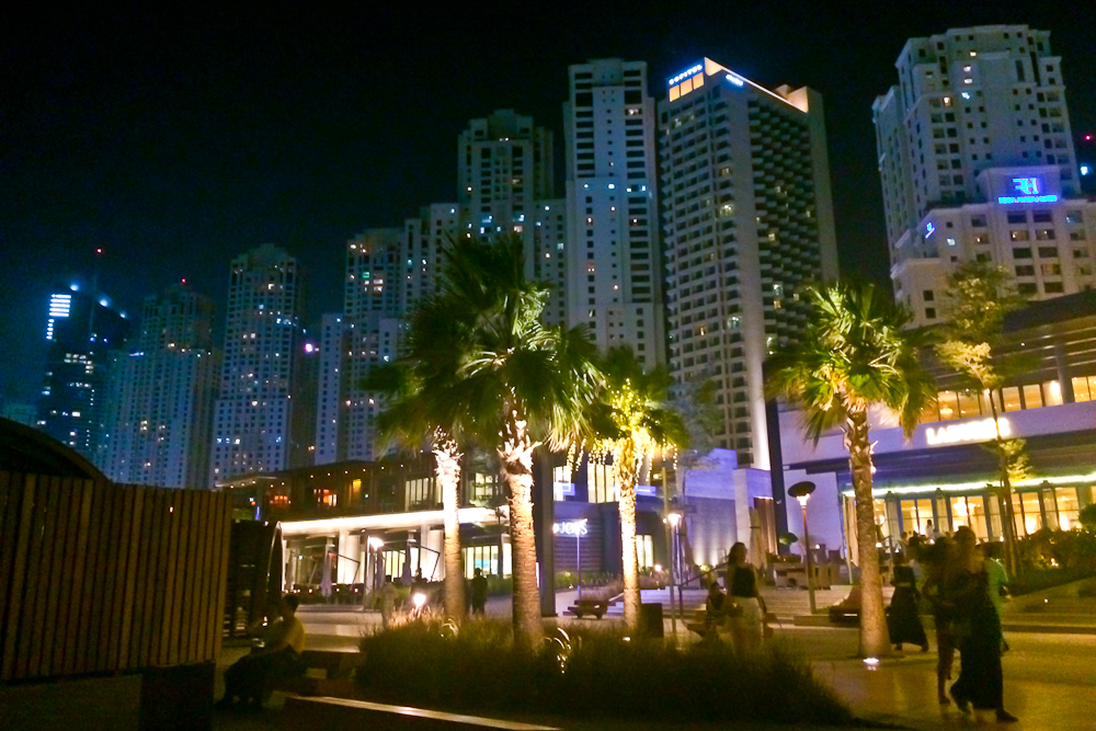 jbr_the_beach_dubai_night